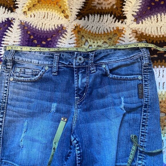 Silver Frances slightly destroyed jean shorts sz 26 - Picture 7 of 7